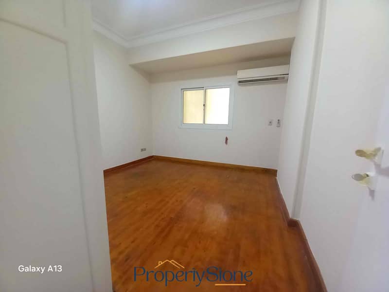 19 747c55b4-738d-46f9-a281-1338a7a58ec1. jpg