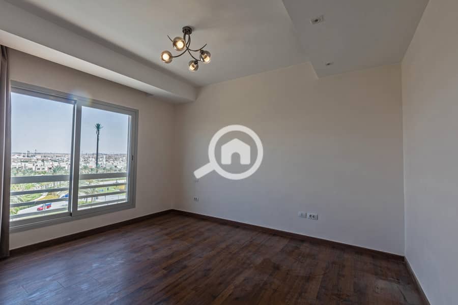 7 WhatsApp Image 2025-11-02 at 5.44. 11 PM. jpeg