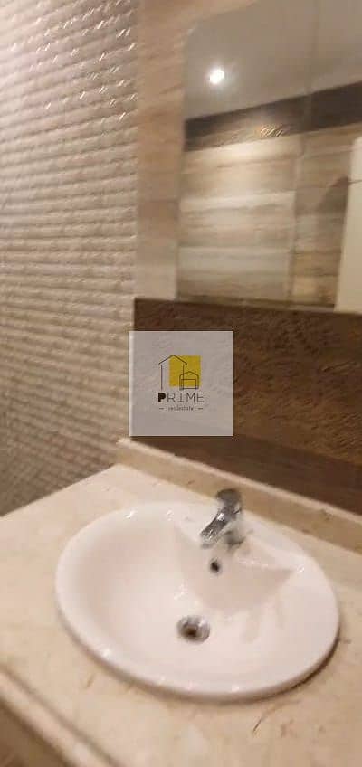 2 WhatsApp Image 2025-11-02 at 18.35. 15_09576b5e. jpg