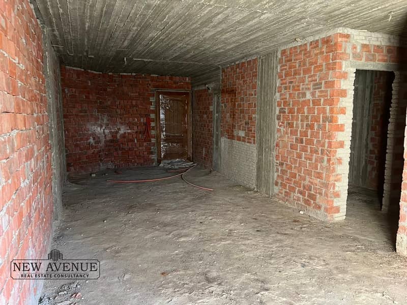 5 WhatsApp Image 2025-10-29 at 10.12. 22 PM (2). jpeg