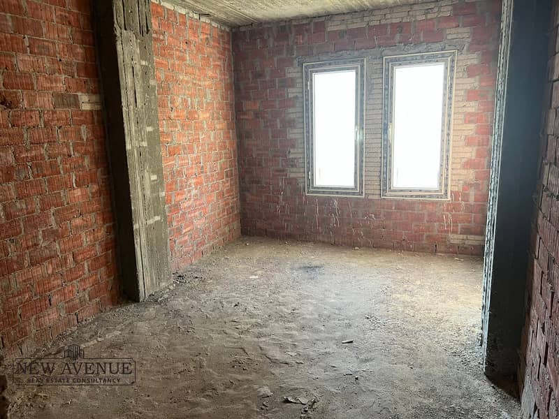 8 WhatsApp Image 2025-10-29 at 10.12. 23 PM. jpeg