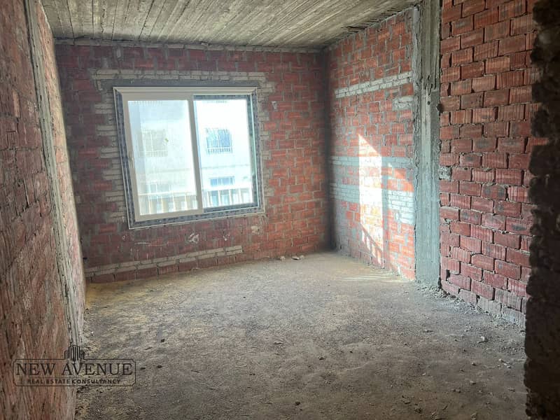 10 WhatsApp Image 2025-10-29 at 10.12. 22 PM (3). jpeg