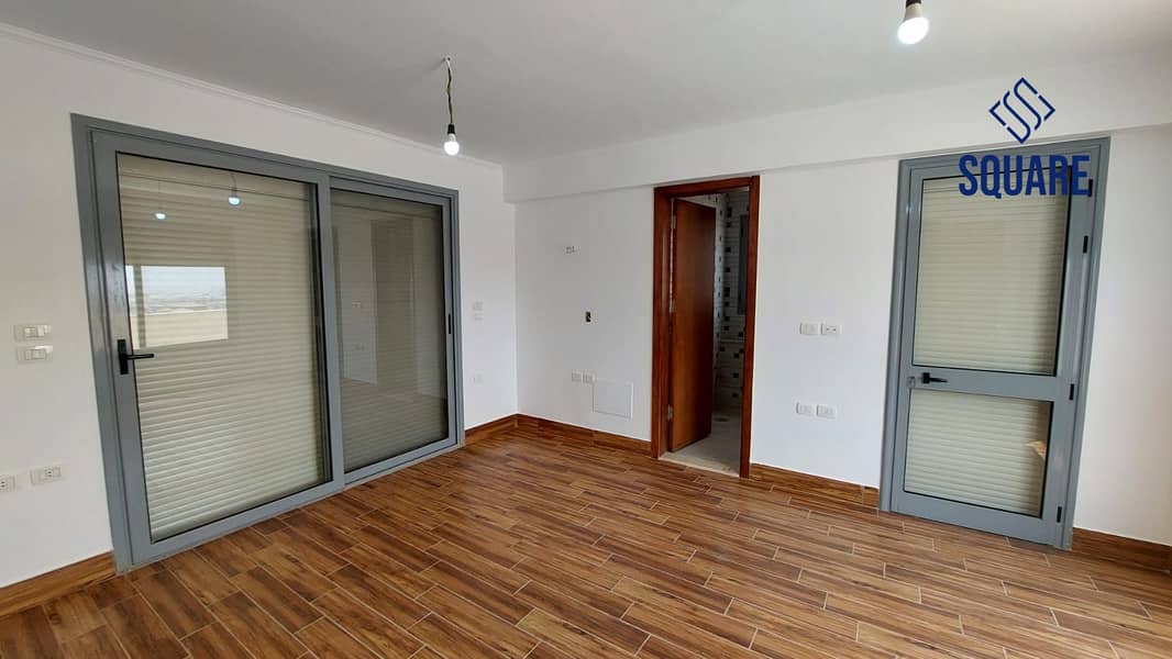 5 WhatsApp Image 2025-11-02 at 15.33. 00_266a5048. jpg