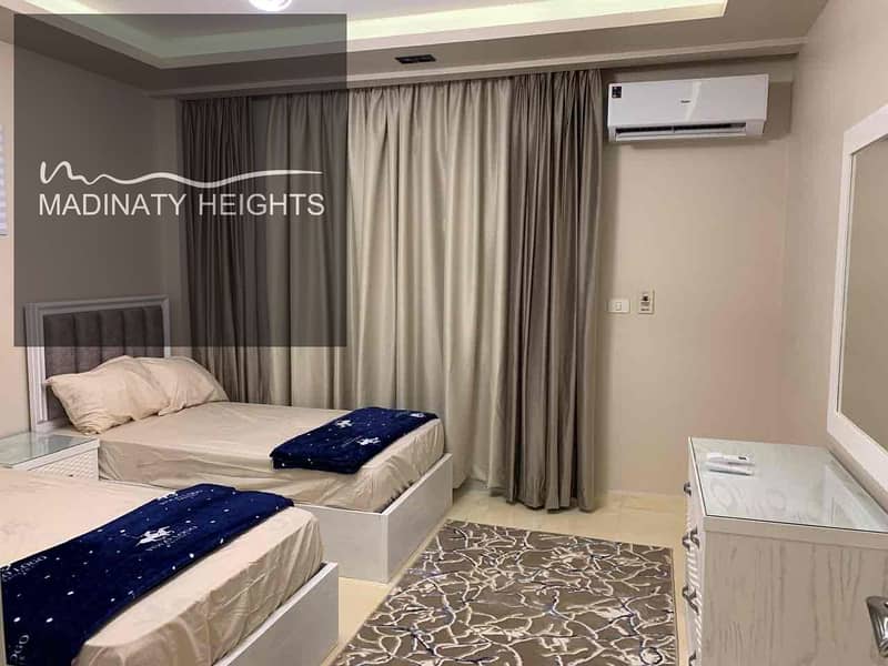 8 a47807f7-66c2-47fd-9867-df200f6faa57. jpg