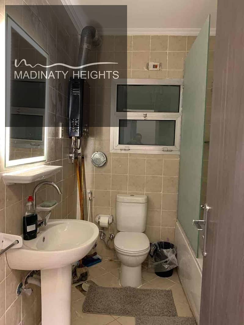 9 b542d862-fe5b-47a8-b6c4-06890231fbfc. jpg