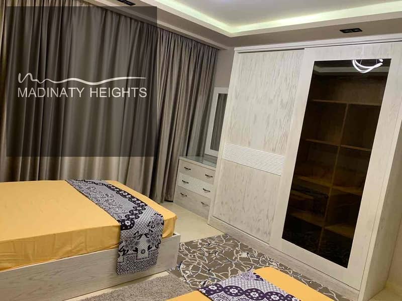 12 75b9f476-d9da-4767-a67b-759204d8f384. jpg