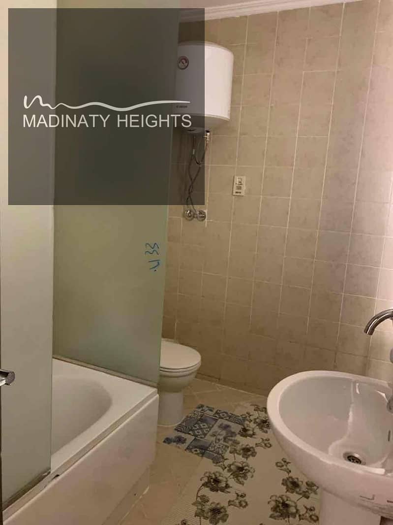 14 ed667d69-d7bd-4a97-97d6-4fb2637f5bde. jpg