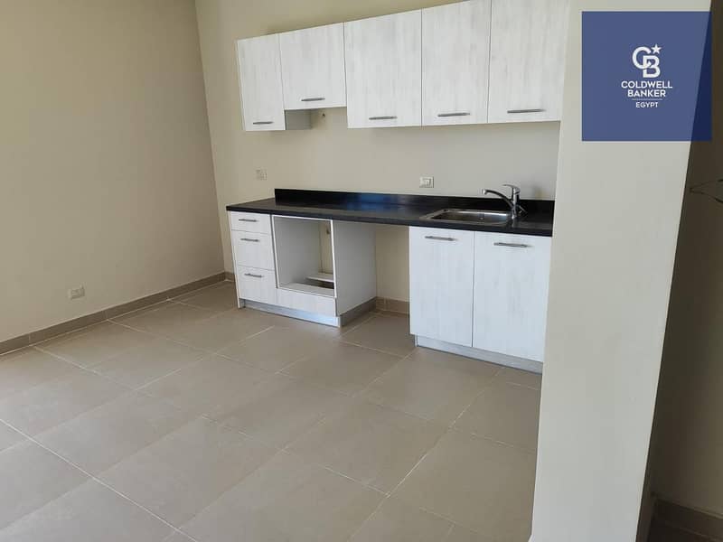 6 5845dd95-a2c2-438a-bd33-305be0d522ba. jpeg