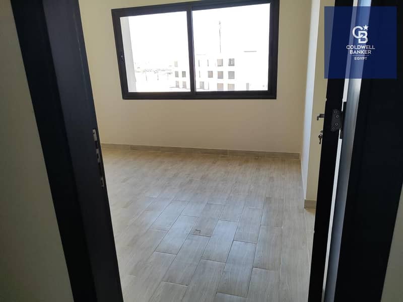 8 f388a913-0103-4e64-a0b7-a2781e3868b3. jpeg