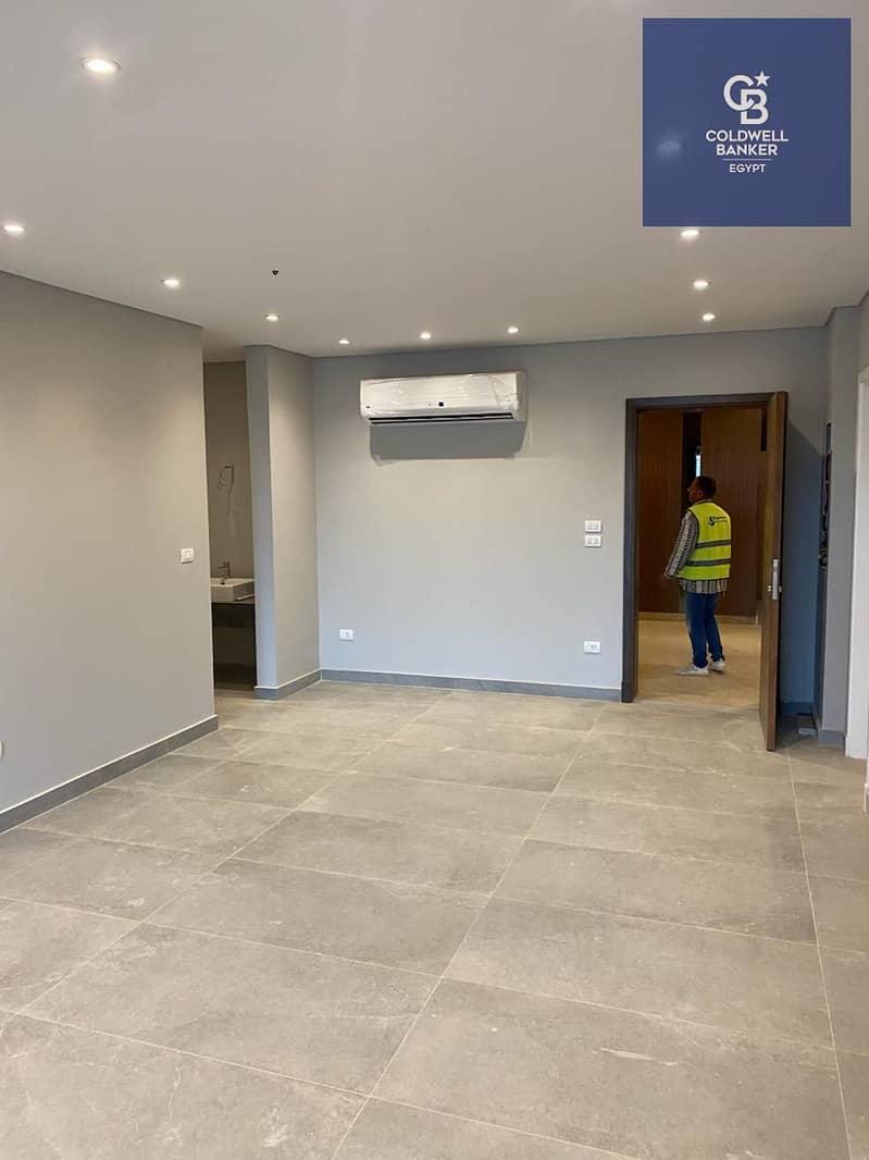 2 318d56e9-c771-4388-878d-8b4a6bb799ef. jpeg