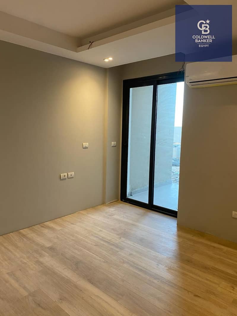 4 4401bfb8-3e1f-46df-b06a-25919a6e4b2c. jpeg