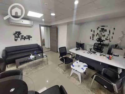 مکتب  للايجار في القاهرة الجديدة، القاهرة - FB_IMG_1762103729035. jpg