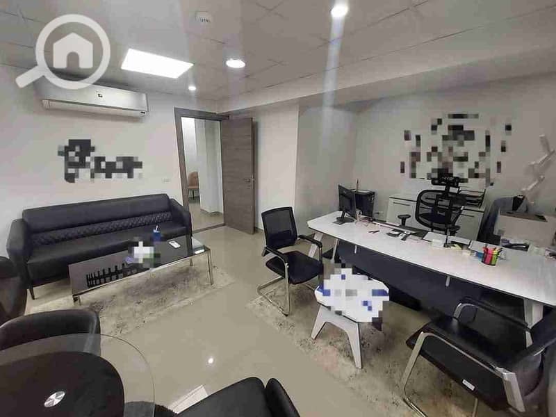 FB_IMG_1762103729035. jpg