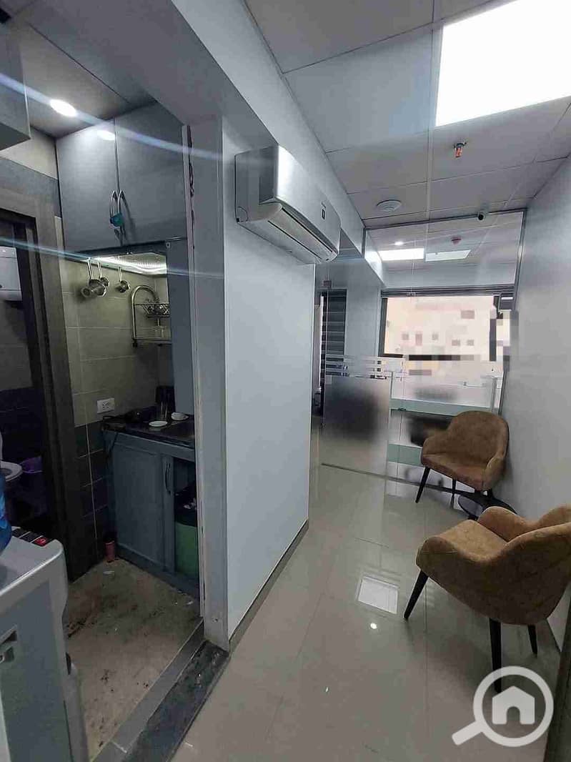 3 FB_IMG_1762103732170. jpg