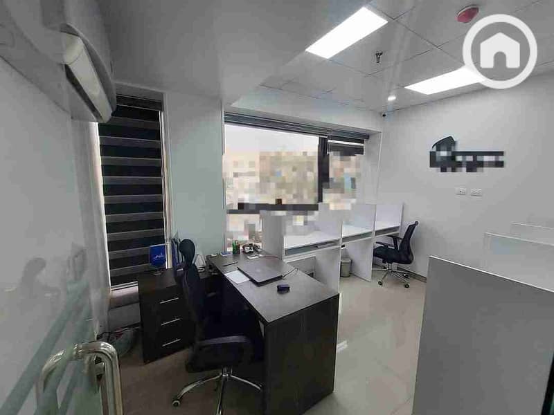 5 FB_IMG_1762103733627. jpg