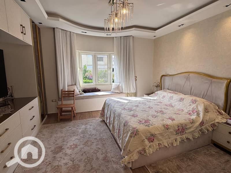 12 c752172a-0c4e-4525-8ee9-ac73a615ecd3. jpeg