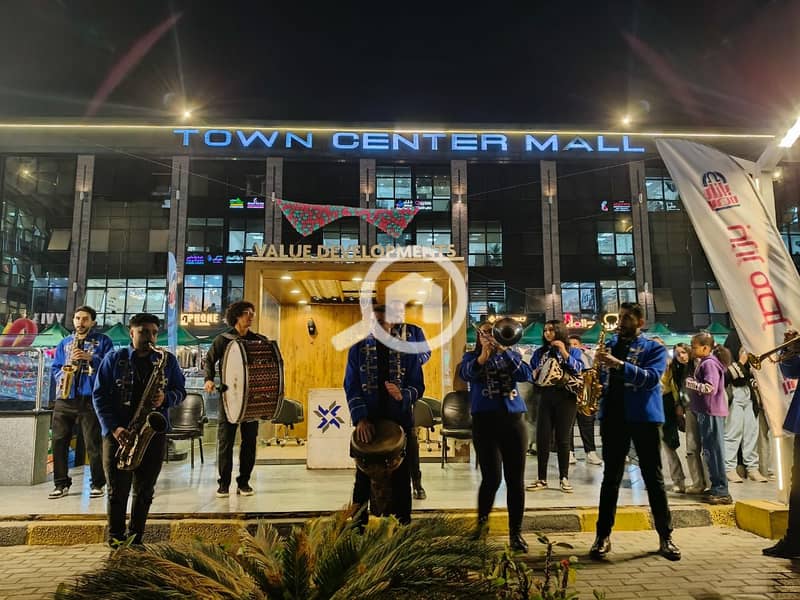 6 f31a59f4-3981-485e-97a5-a934454bb3d6. jpg