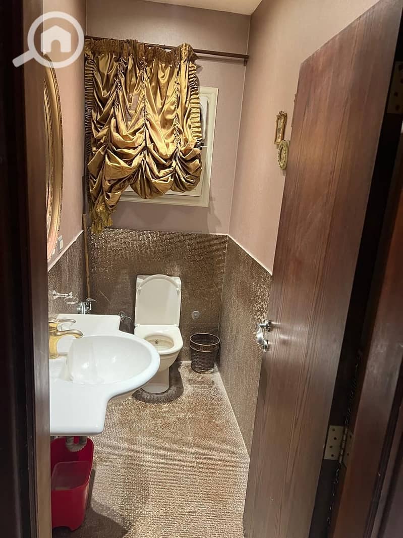 4 WhatsApp Image 2025-11-02 at 7.12. 43 PM. jpeg