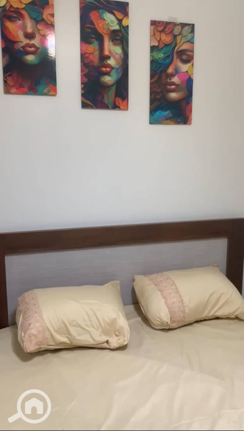 7 b2329a72-2578-4db9-b4b3-f4064435de18. jpeg