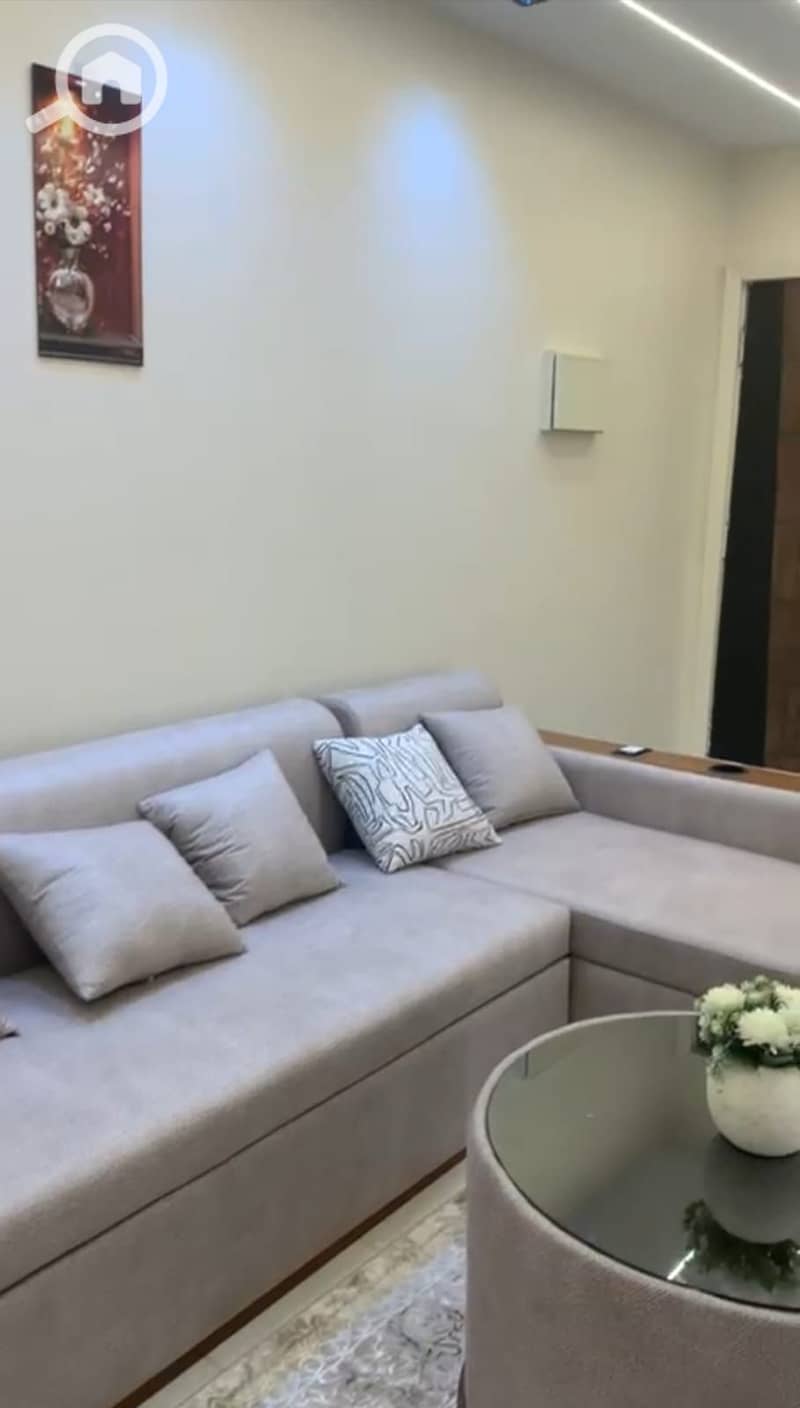 11 0247c9bb-fbe1-4555-9ab7-9b8381883252. jpeg