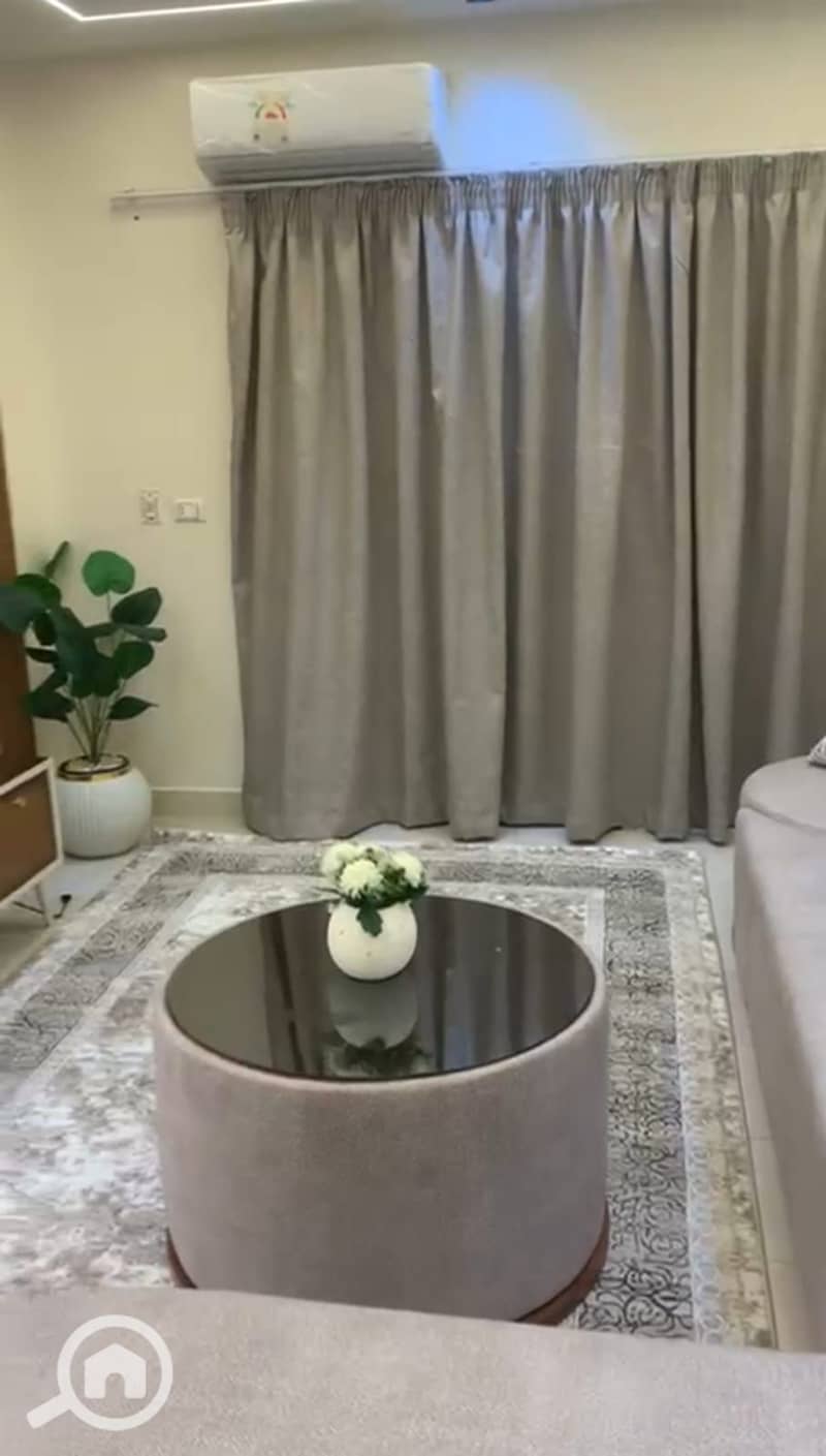 14 b7aadaf4-e235-46b0-971e-dfad2f15e7e7. jpeg