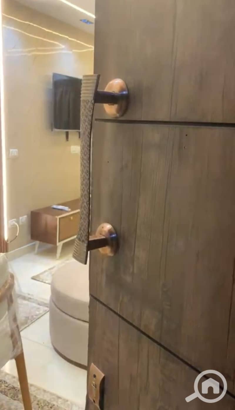 17 cc67567b-f3a6-4576-87e3-bbba34e227f9. jpeg