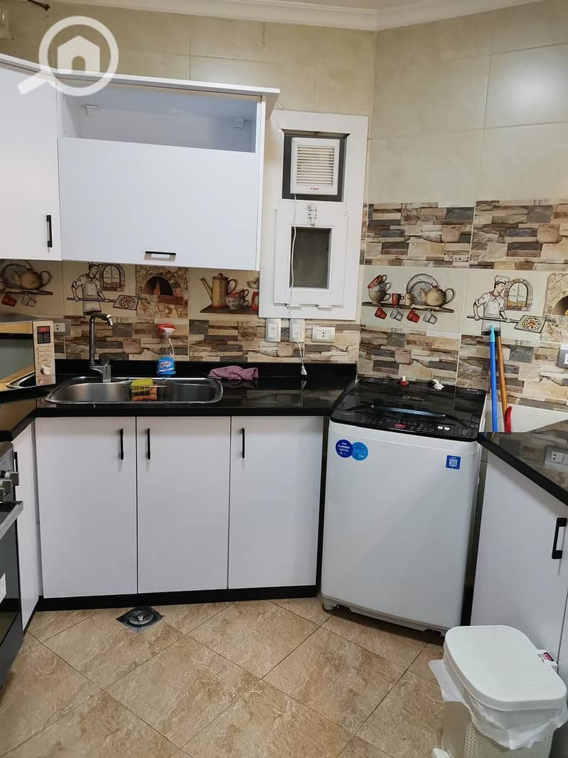 11 e7ed18cb-1351-40b6-aef2-d158440dae55. jpeg