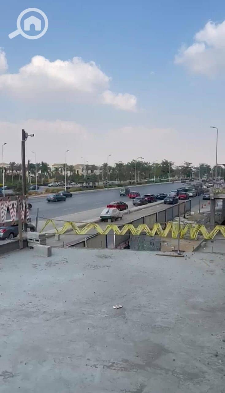 3 dfef9fd8-f9d9-43d1-a790-d0a715795d0a. jpg