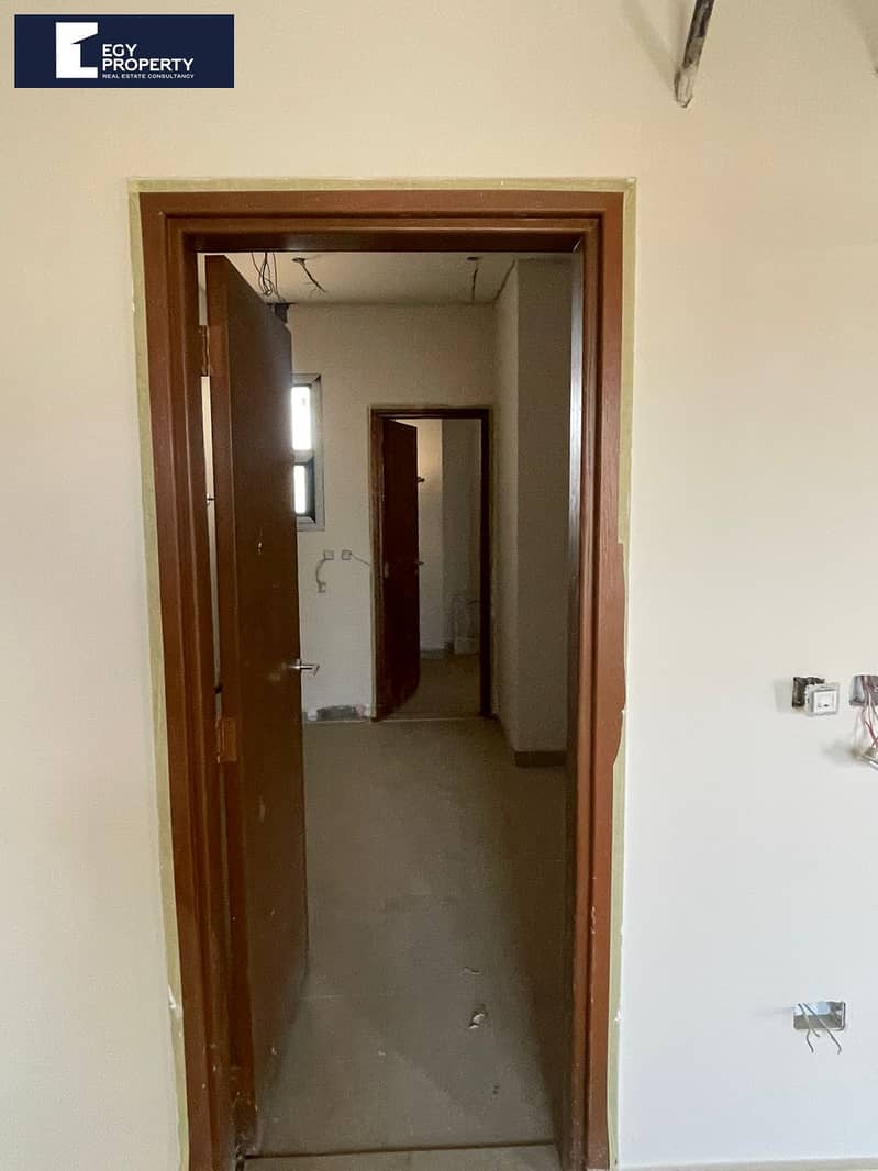 11 074c8a6f-ad53-4c86-bbce-1eb087218b1a. jpg