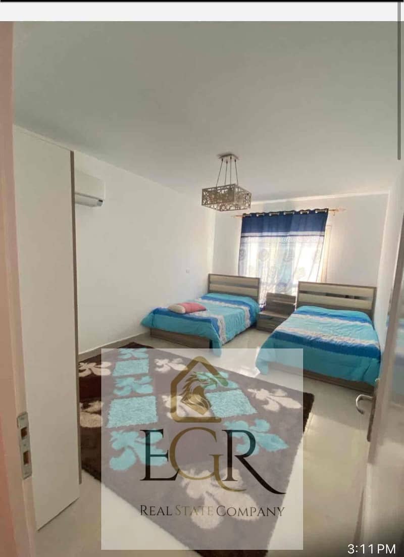 2 7f4a4cf4-92db-493c-b8f2-654b1f267347. jpg