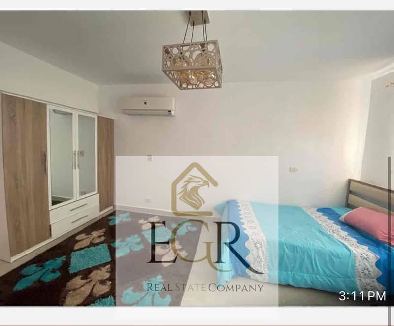 4 eccedbc4-b10a-4c5c-8a10-77fcb0939364. jpg