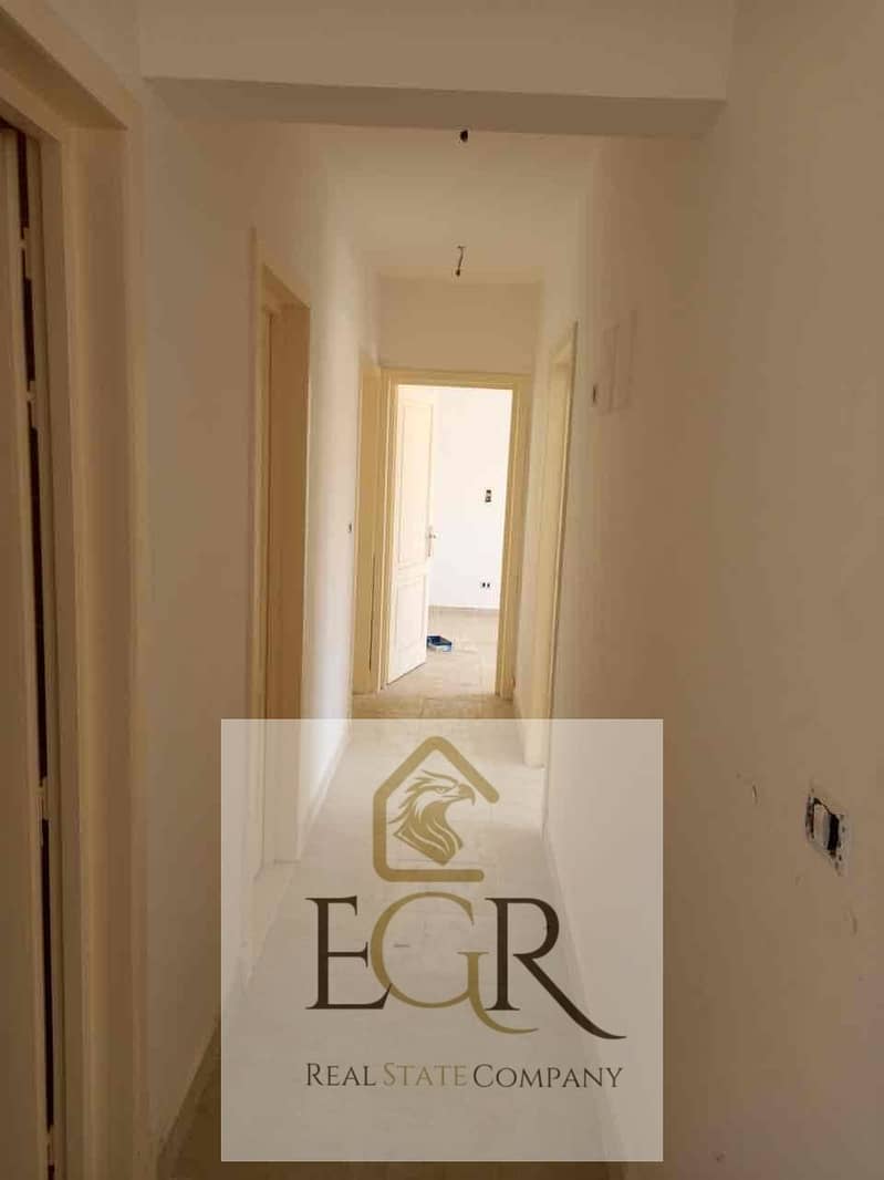 10 a846c535-42b7-4e61-9894-f203d0d9fe38. jpg