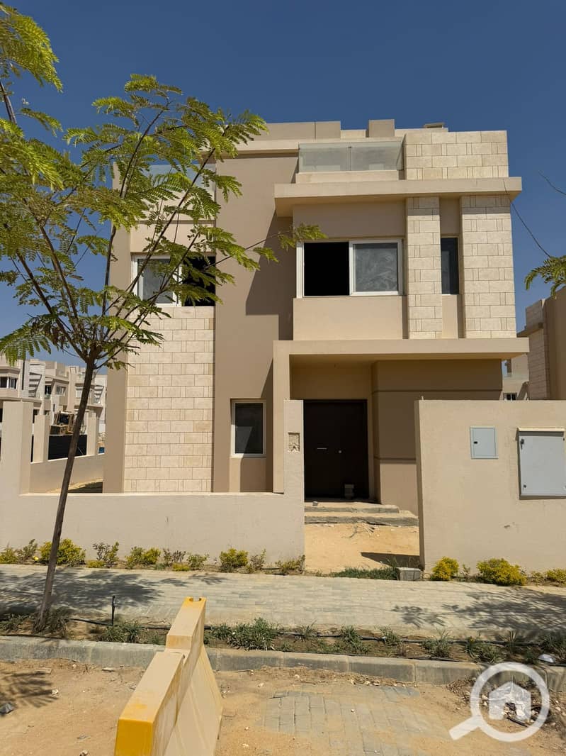 10 41f29e30-42bf-4e27-84a8-915abdf6632d. jpg