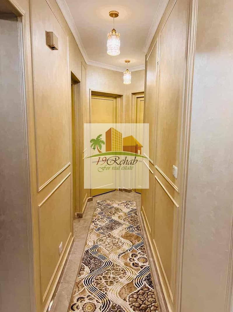 5 0f2e8919-6f95-4049-b249-c15819143fe7. jpg