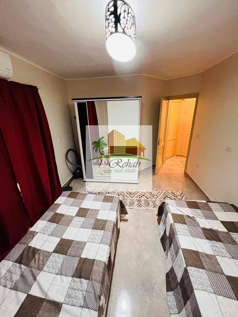 10 fd8212a8-88b6-411c-b230-f089a89636f9. jpg