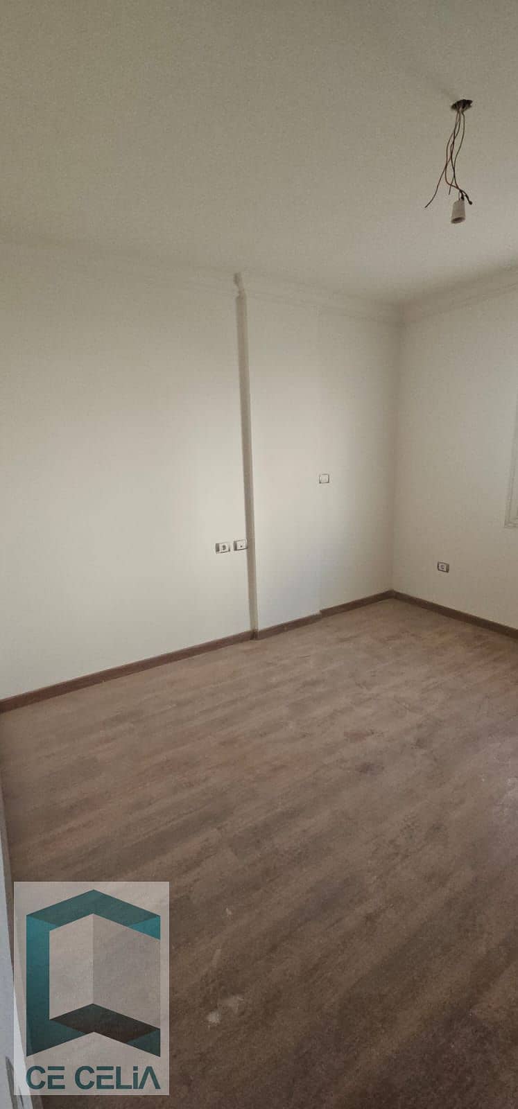 4 WhatsApp Image 2025-09-24 at 23.06. 13_1a568ff7. jpg