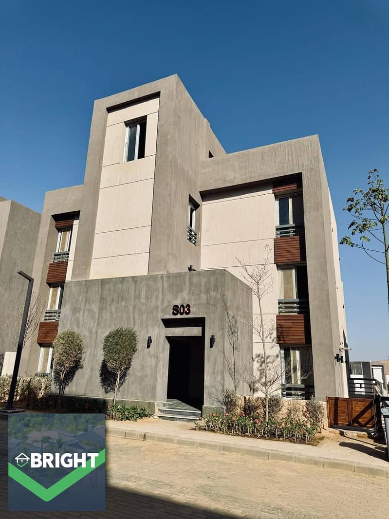 4 006a8d77-bc3d-4405-af5b-8d0836cbfe6a. jpg