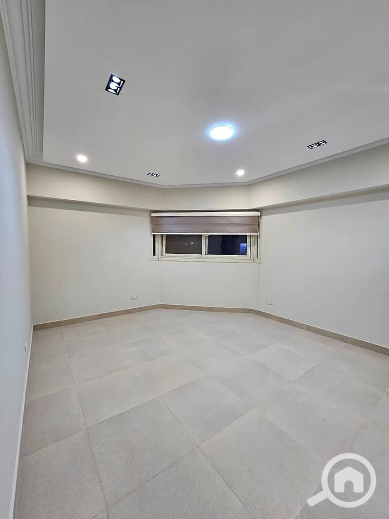 3 94be28ae-31c8-4d33-840b-6b8915f5398b. jpeg