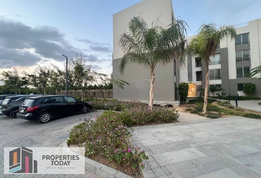 6 8c454c8f-421e-4c71-95b0-4d01171f60e0. jpg