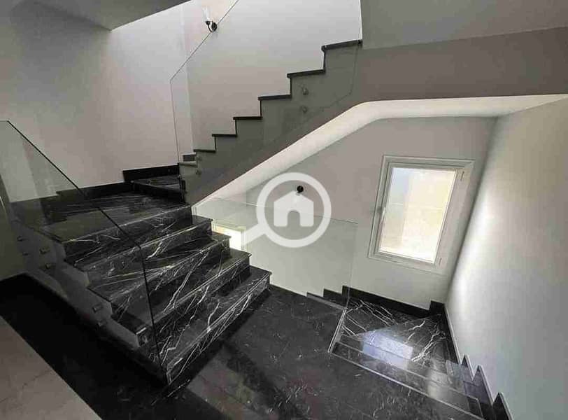 2 IMG-20251004-WA0090(2). jpg