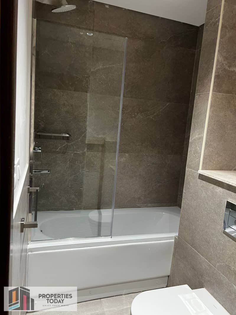 11 WhatsApp Image 2025-10-05 at 4.04. 36 PM (1). jpeg