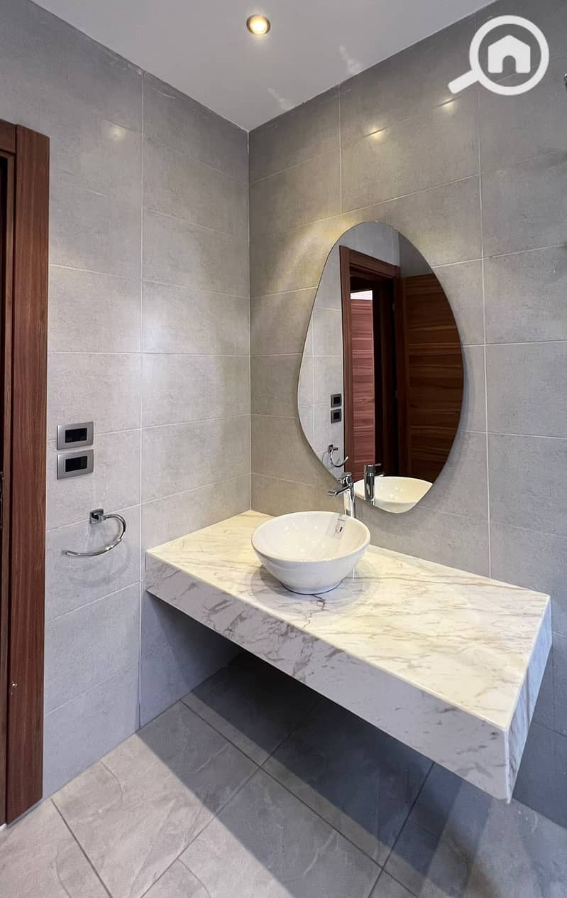 16 db951218-18eb-4670-9e02-a30d82179ff4. jpeg