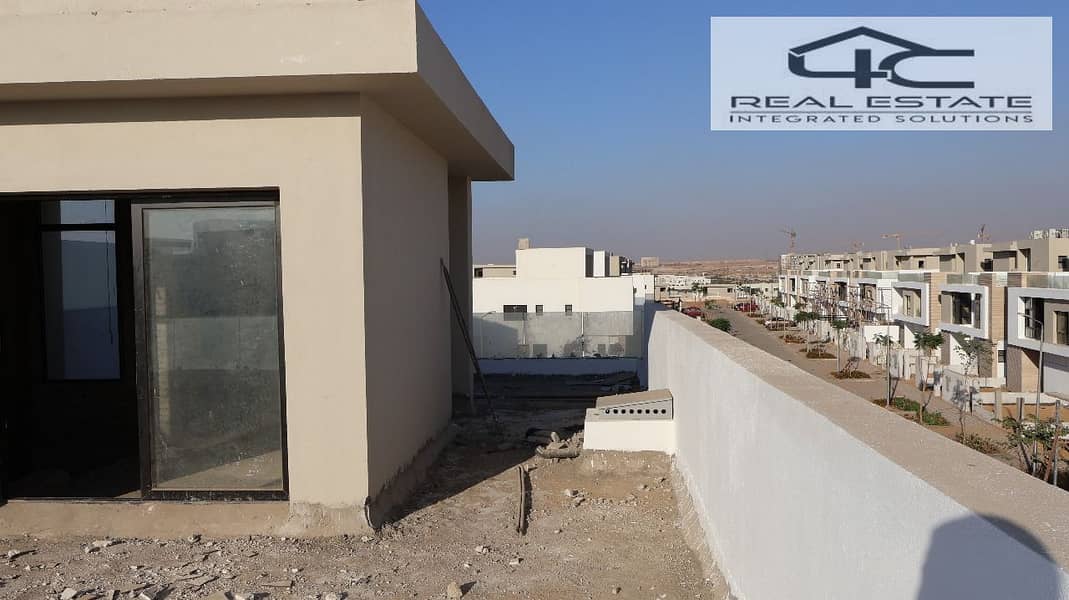 12 WhatsApp Image 2025-10-30 at 11.12. 01 PM (1). jpeg