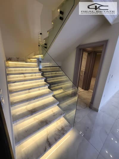 دوبلكس 3 غرف نوم للبيع في القاهرة الجديدة، القاهرة - WhatsApp Image 2025-11-01 at 12.07. 45. jpeg