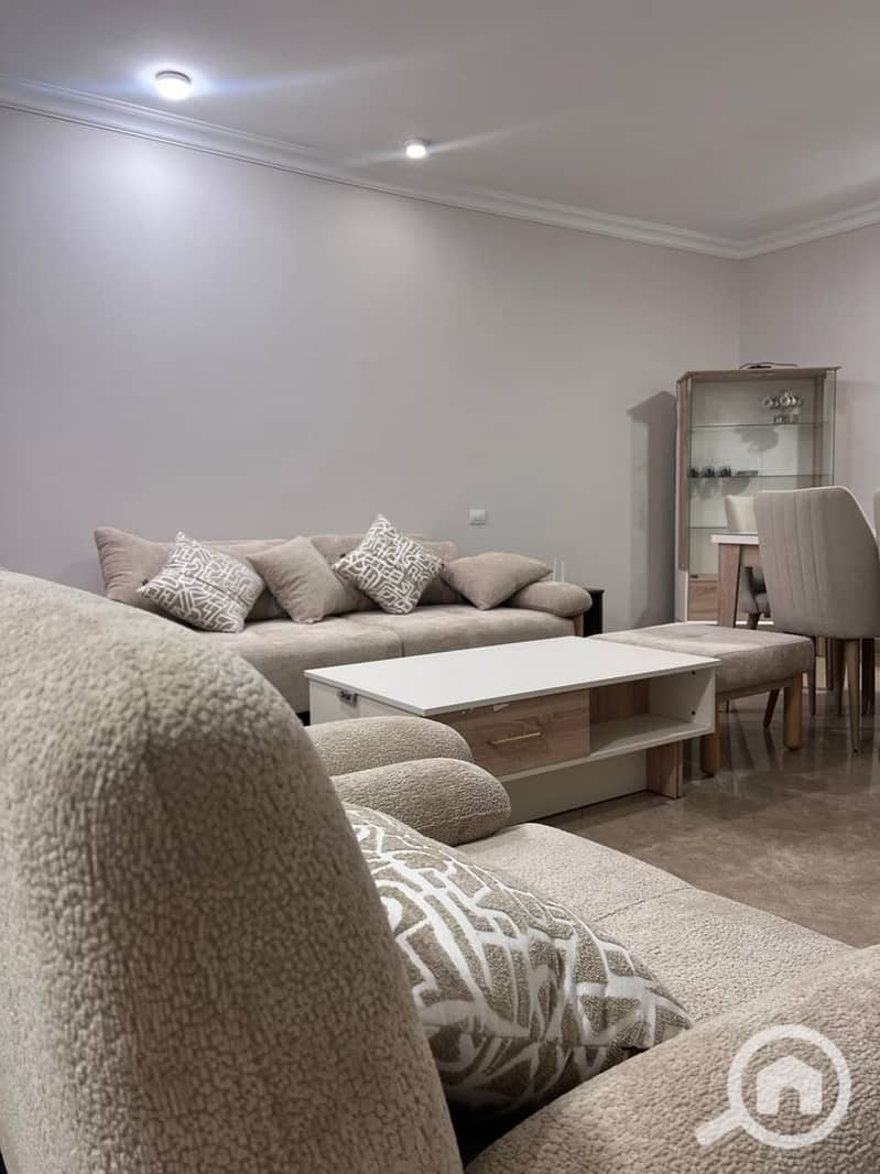 2 3b2cf6a9-45af-443c-acd2-d393cf4a55fa. jpeg