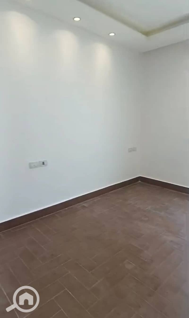 15 WhatsApp Image 2025-11-02 at 6.46. 05 PM. jpeg