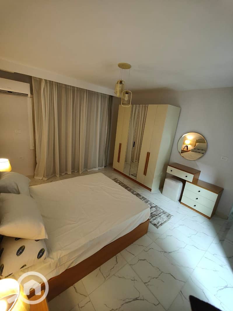 02feabb9-8d85-4804-8f74-a7a69dbf8c15. jpg