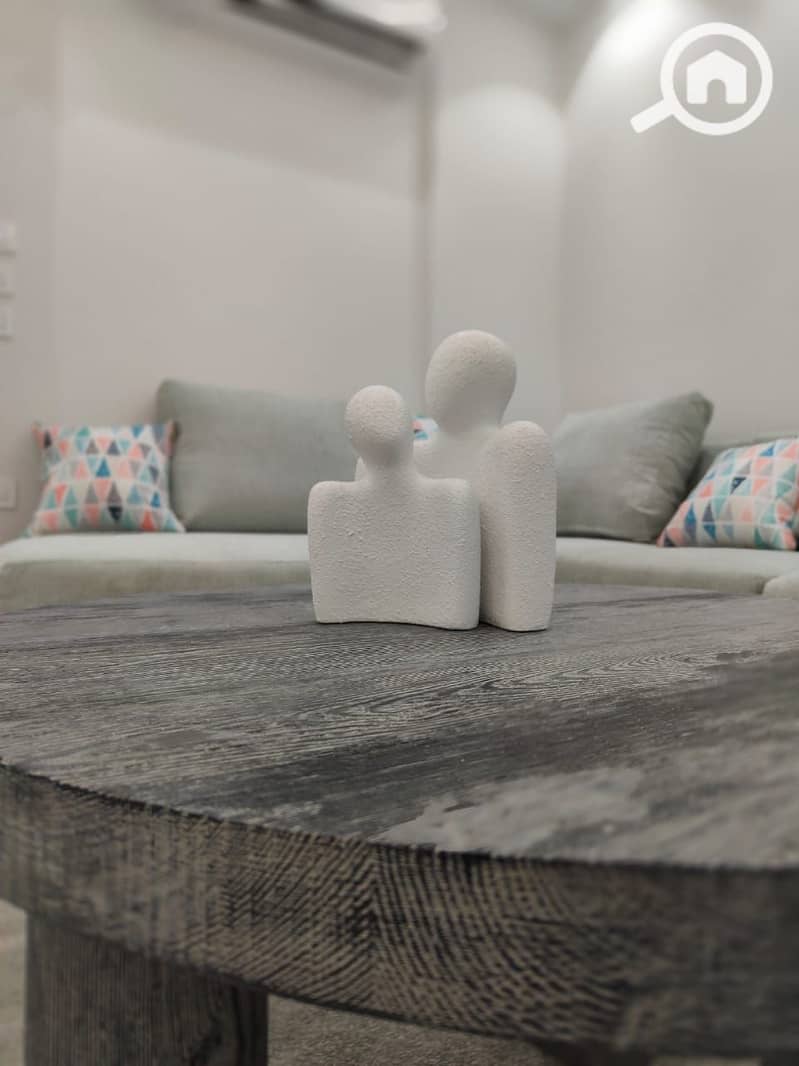 9 c4691a43-54e1-4959-9b42-e52922be4a50. jpg