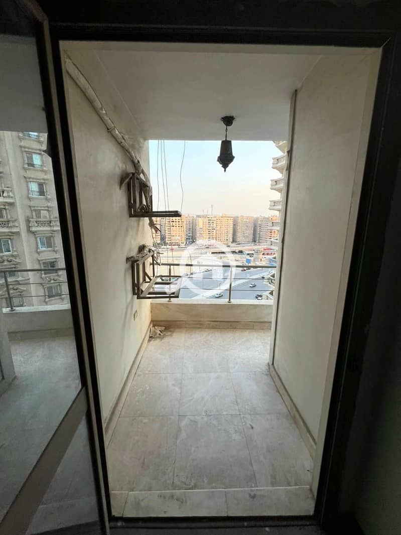 4 ab645c1f-7c85-4b0f-ad49-55bc4245ec95. jpeg