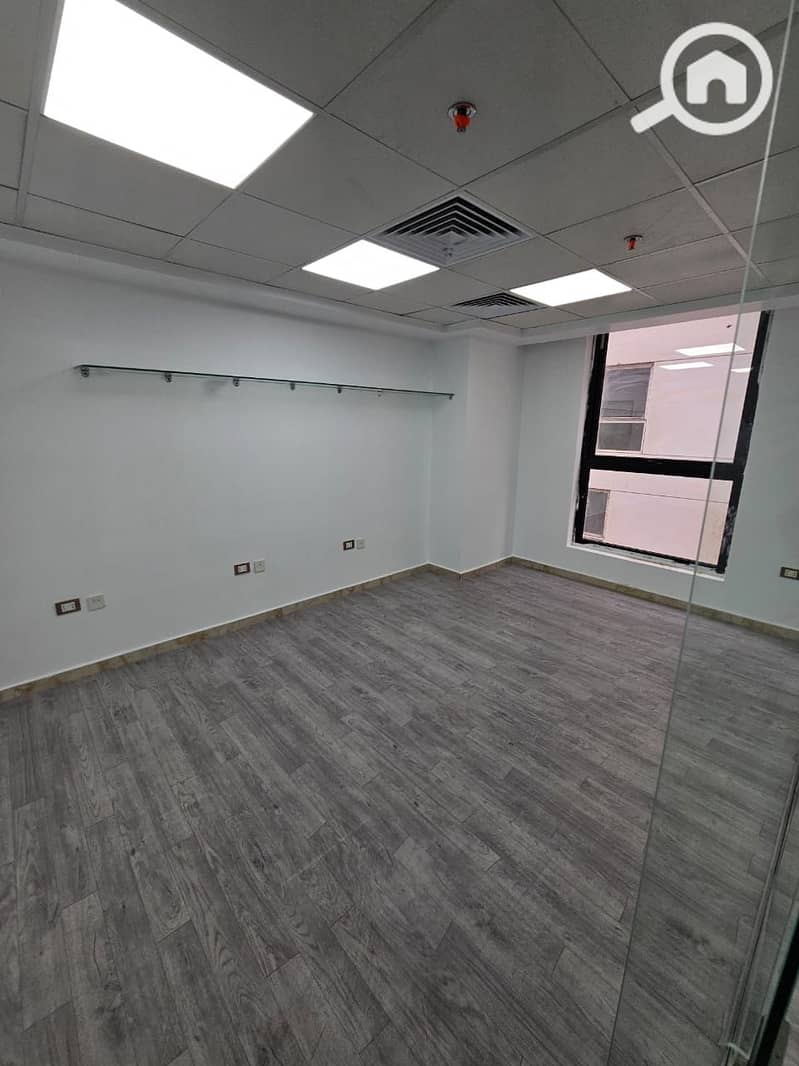 10 WhatsApp Image 2025-11-02 at 9.33. 05 PM (2). jpeg